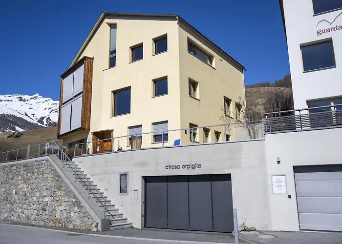 Apartment Chasa Arpiglia *